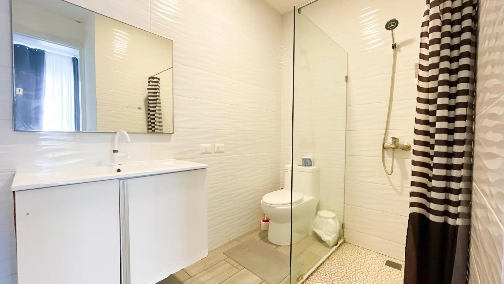Ducassi Suites Rooms Beach Playa Bavaro Wifi Parking Rooftop Pool Spa & Beach Punta Cana 5*,