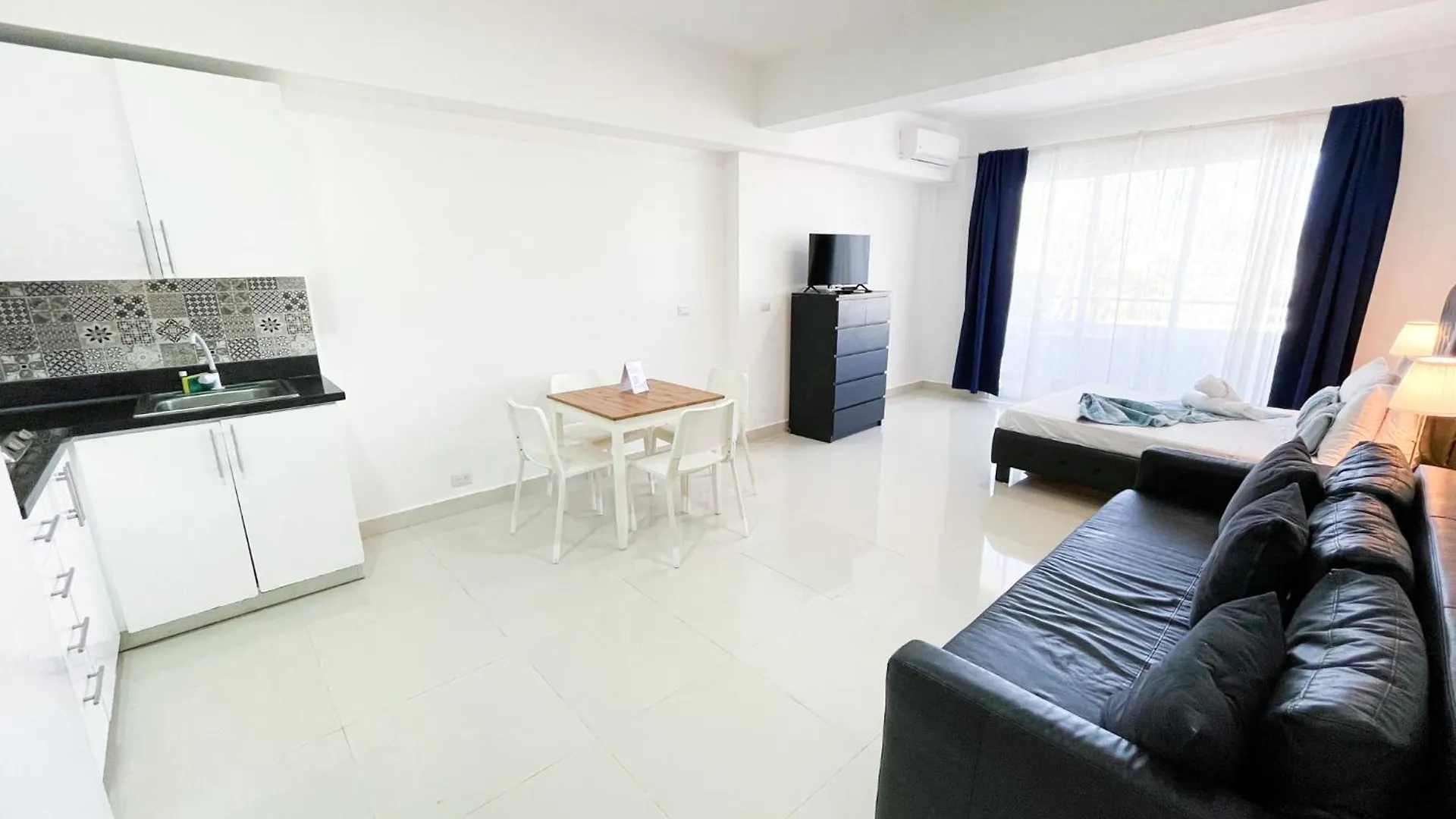 Ducassi Suites Rooms Beach Playa Bavaro Wifi Parking Rooftop Pool Spa & Beach Punta Cana Dominican Republic